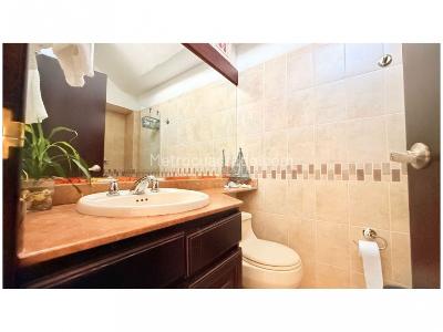Casa de 3 alcobas en venta en Terrazina, Envigado, 220 m² · foto 17 de 20