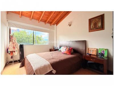 Casa de 3 alcobas en venta en Terrazina, Envigado, 220 m² · foto 18 de 20