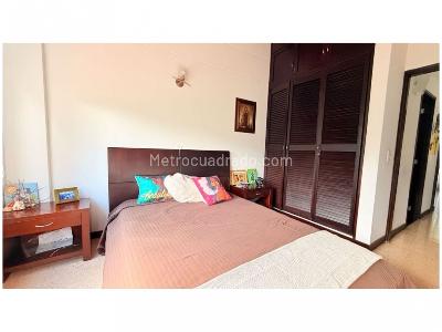 Casa de 3 alcobas en venta en Terrazina, Envigado, 220 m² · foto 19 de 20