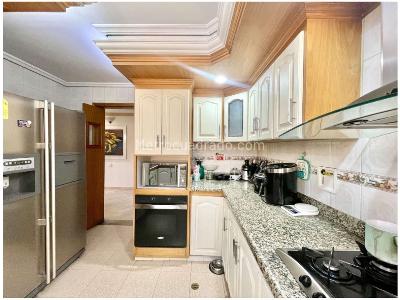 Casa de 4 alcobas en venta en Las Palmas, Medellín, 360 m² · foto 7 de 20