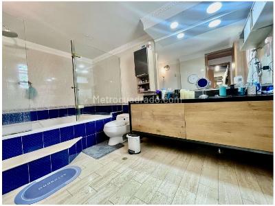 Casa de 4 alcobas en venta en Las Palmas, Medellín, 360 m² · foto 12 de 20