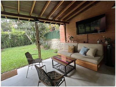 Casa de 3 alcobas en venta en Tv Superior, Medellín, 210 m² · foto 7 de 20