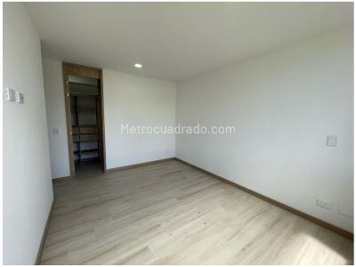 Apartamento de 2 alcobas en venta en Sabaneta, Sabaneta, 69 m² · foto 4 de 8