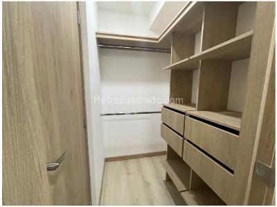 Apartamento de 2 alcobas en venta en Sabaneta, Sabaneta, 69 m² · foto 5 de 8