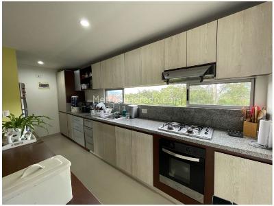 Apartamento en venta en El Campestre, Medellín · foto 5 de 13