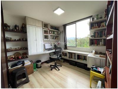 Apartamento en venta en El Campestre, Medellín · foto 11 de 13