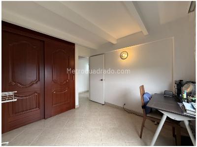 Apartamento de 3 alcobas en venta en La Visitacion, Medellín, 91 m² · foto 18 de 20