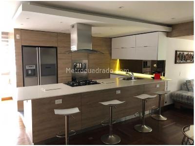 Apartamento en venta en El Poblado, Medellín · foto 4 de 16