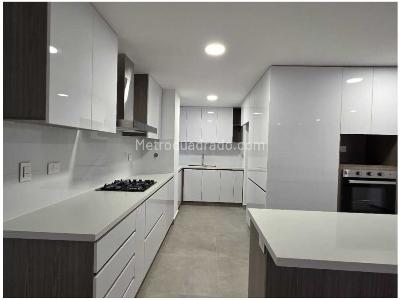 Apartamento en venta en Otraparte, Envigado · foto 3 de 13