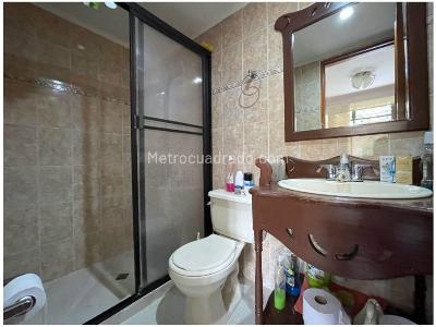 Apartamento de 3 alcobas en venta en Cerro Nutibara, Medellín, 115 m² · foto 9 de 17