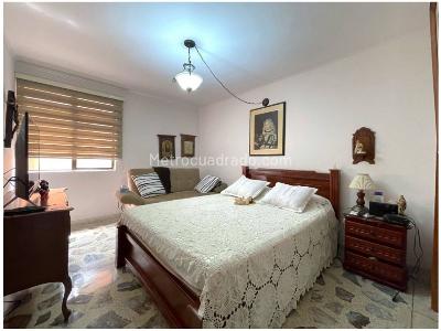 Apartamento de 3 alcobas en venta en Cerro Nutibara, Medellín, 115 m² · foto 10 de 17
