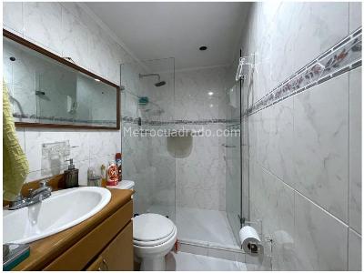 Apartamento de 3 alcobas en venta en Cerro Nutibara, Medellín, 115 m² · foto 13 de 17