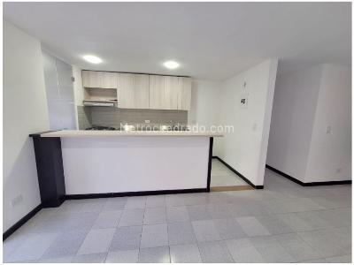 Apartamento de 3 alcobas en venta en Loma De San Julian, Medellín, 90 m² · foto 2 de 20