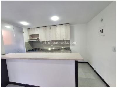 Apartamento de 3 alcobas en venta en Loma De San Julian, Medellín, 90 m² · foto 3 de 20