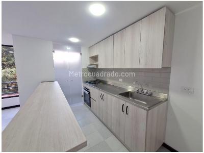 Apartamento de 3 alcobas en venta en Loma De San Julian, Medellín, 90 m² · foto 4 de 20