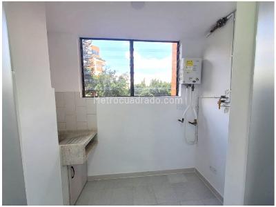 Apartamento de 3 alcobas en venta en Loma De San Julian, Medellín, 90 m² · foto 5 de 20