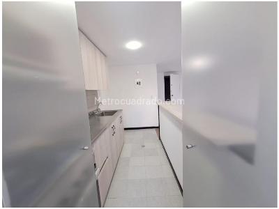 Apartamento de 3 alcobas en venta en Loma De San Julian, Medellín, 90 m² · foto 7 de 20