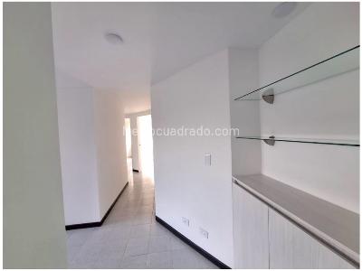 Apartamento de 3 alcobas en venta en Loma De San Julian, Medellín, 90 m² · foto 9 de 20