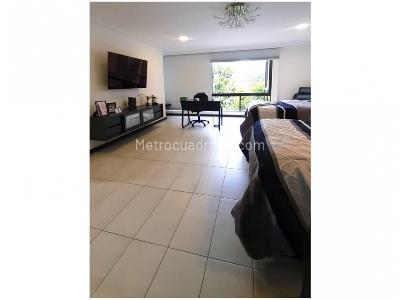 Apartamento de 3 alcobas en venta en Tv Superior, Medellín, 315 m² · foto 16 de 20