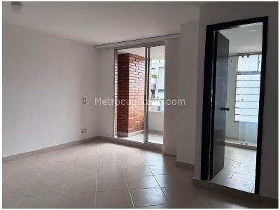 Apartamento de 3 alcobas en venta en El Nogal, Medellín, 245 m² · foto 8 de 19