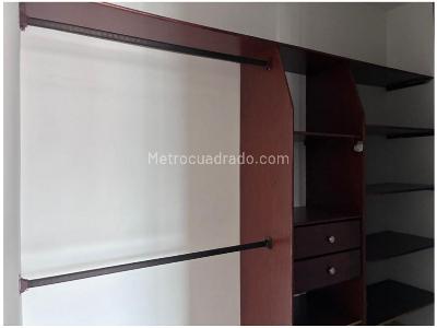 Apartamento de 3 alcobas en venta en El Nogal, Medellín, 245 m² · foto 9 de 19