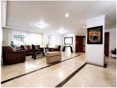 Apartamento de 4 alcobas en venta en Laureles, Medellín, 250 m² · foto 20 de 20