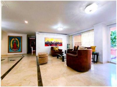 Apartamento de 4 alcobas en venta en Laureles, Medellín, 250 m² · foto 7 de 20