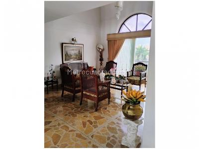 Apartamento en venta en Santa Teresita, Medellín · foto 2 de 13