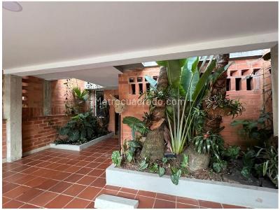 Casa de 4 alcobas en venta en Envigado, Envigado, 194 m² · foto 5 de 20