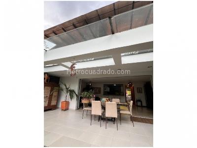 Casa de 4 alcobas en venta en Envigado, Envigado, 194 m² · foto 6 de 20