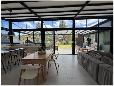 Casa de 3 alcobas en venta en Alto Del Escobero, Envigado, 1577 m² · foto 14 de 20