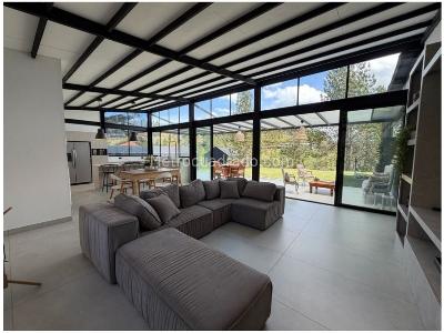 Casa de 3 alcobas en venta en Alto Del Escobero, Envigado, 1577 m² · foto 15 de 20