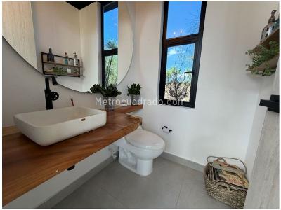 Casa de 3 alcobas en venta en Alto Del Escobero, Envigado, 1577 m² · foto 16 de 20