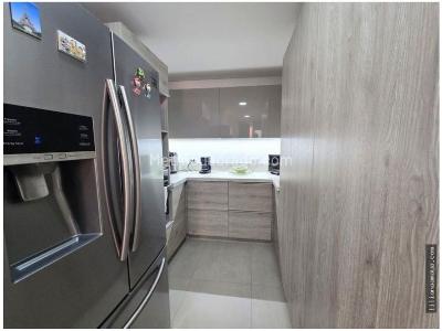 Apartamento de 3 alcobas en venta en Loma De Los Mesa, Envigado, 134 m² · foto 7 de 17