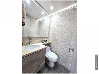 Apartamento de 3 alcobas en venta en Loma De Los Mesa, Envigado, 134 m² · foto 8 de 17