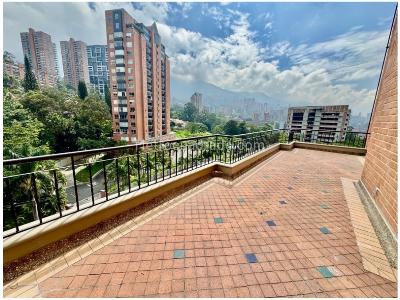 Apartamento de 4 alcobas en venta en Intercontinental, Medellín, 130 m² · foto 2 de 20