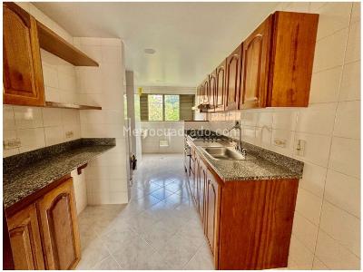 Apartamento de 4 alcobas en venta en Intercontinental, Medellín, 130 m² · foto 3 de 20