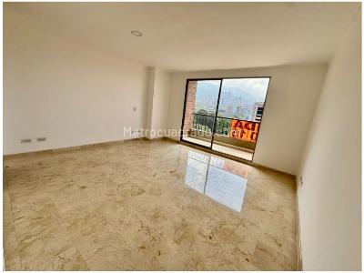 Apartamento de 4 alcobas en venta en Intercontinental, Medellín, 130 m² · foto 4 de 20