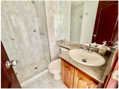 Apartamento de 4 alcobas en venta en Intercontinental, Medellín, 130 m² · foto 9 de 20