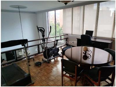 Apartamento en venta en Laureles, Medellín · foto 8 de 20