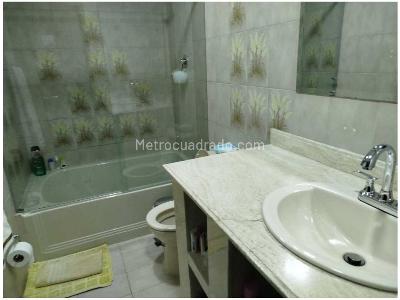 Apartamento en venta en Laureles, Medellín · foto 16 de 20