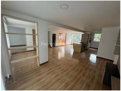 Apartamento de 4 alcobas en venta en El Escobero, Envigado, 133 m² · foto 3 de 20