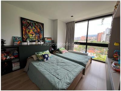 Apartamento de 3 alcobas en venta en Loma Del Campestre, Medellín, 323 m² · foto 13 de 20