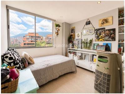 Apartamento de 3 alcobas en venta en Loma De Las Brujas, Envigado, 150 m² · foto 3 de 19
