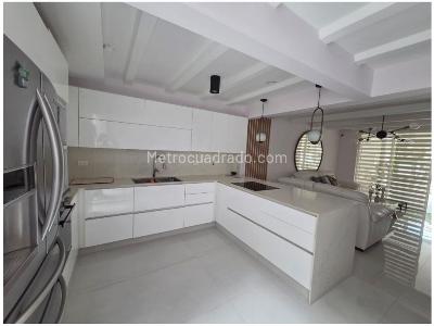 Casa de 3 alcobas en venta en La Mota, Medellín, 174 m² · foto 4 de 20