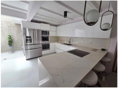 Casa de 3 alcobas en venta en La Mota, Medellín, 174 m² · foto 5 de 20