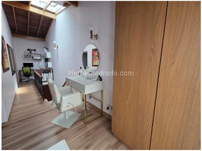 Casa de 3 alcobas en venta en La Mota, Medellín, 174 m² · foto 13 de 20