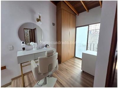 Casa de 3 alcobas en venta en La Mota, Medellín, 174 m² · foto 14 de 20