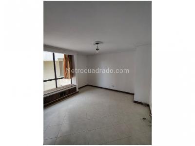 Apartamento de 4 alcobas en venta en Laureles, Medellín, 210 m² · foto 6 de 15