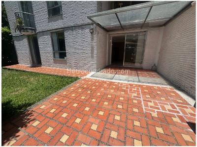 Apartamento en venta en La Aguacatala, Medellín · foto 6 de 17